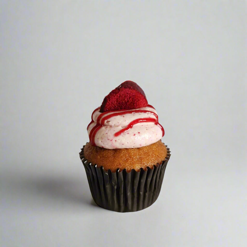 Deluxe Cupcakes - Black Doris Plum