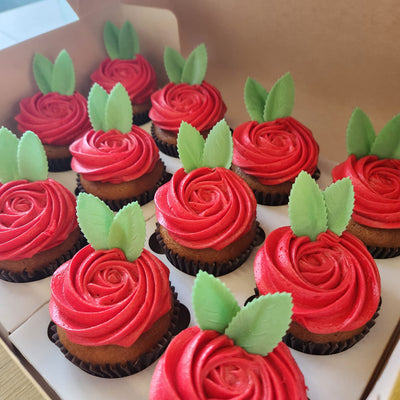 Red Rose Cupcakes