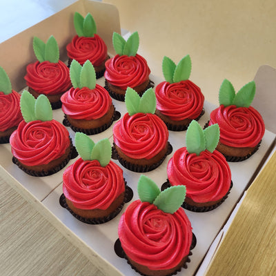 Red Rose Cupcakes