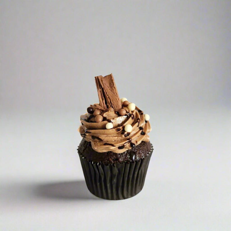 Deluxe Cupcakes - Triple Chocolate Delight