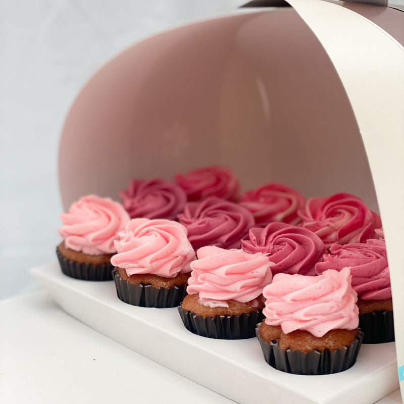 12 Mini Ripe Strawberry Cupcakes